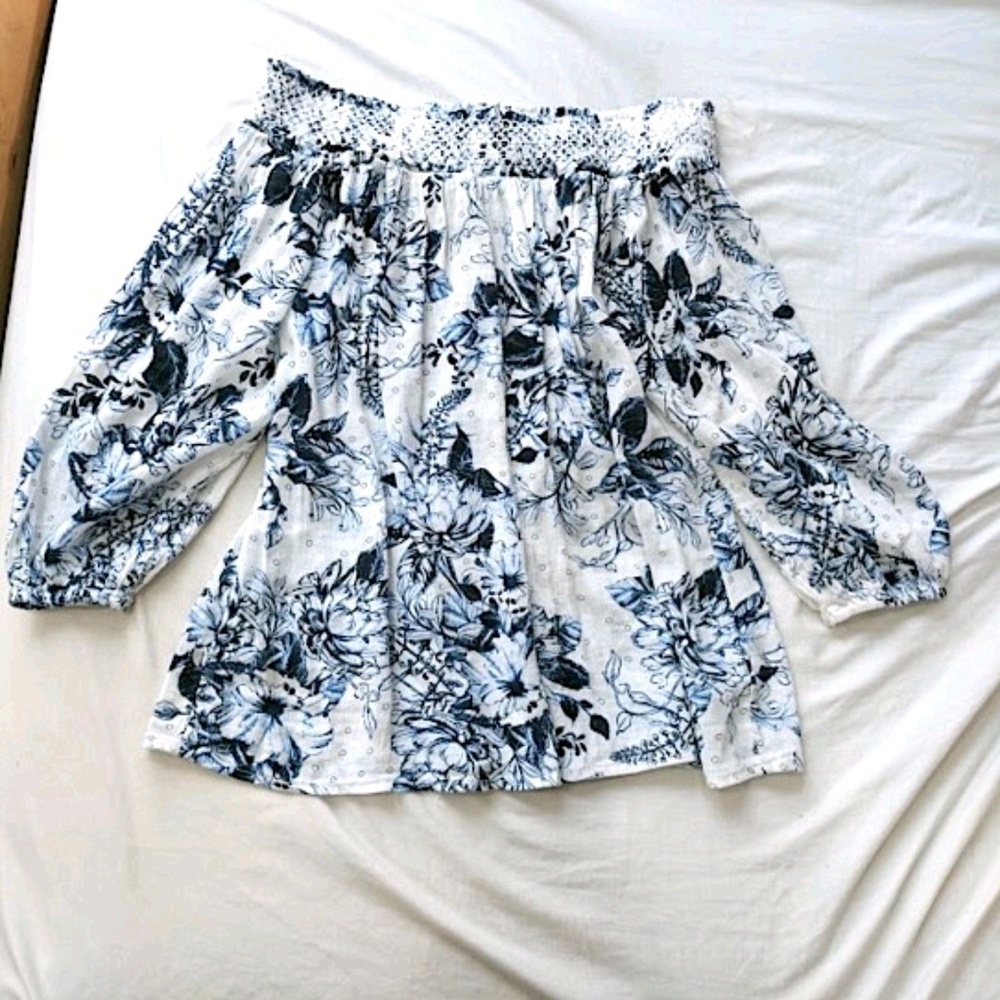 💙floral off shoulder top💙